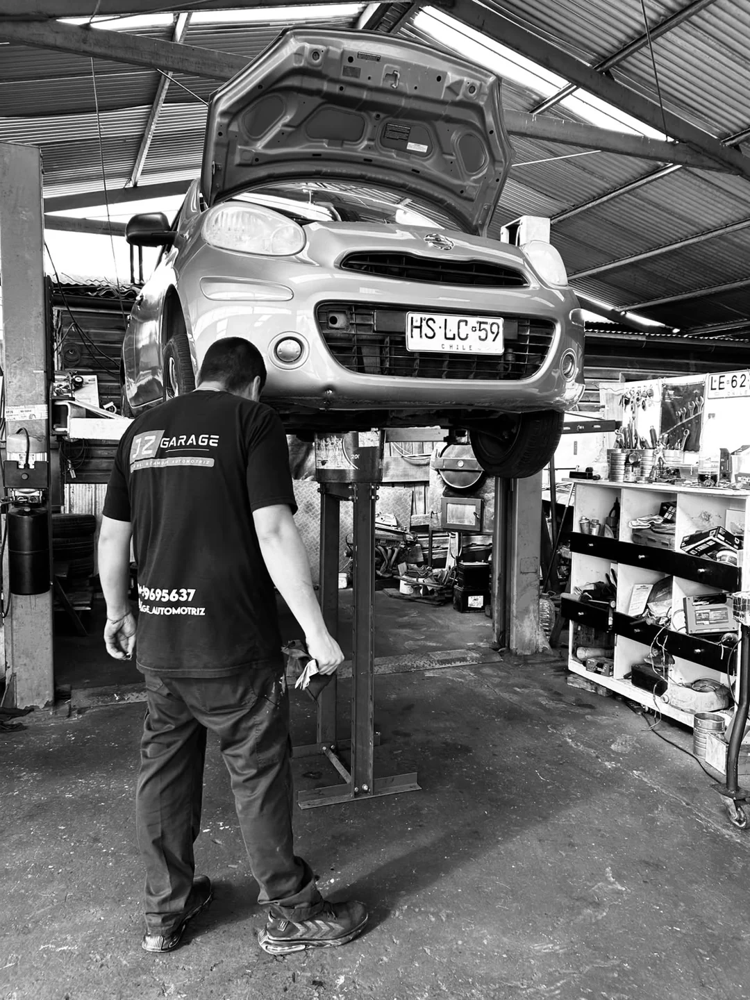 Trabajo mecánico realizado en las instalaciones de JZ Garage